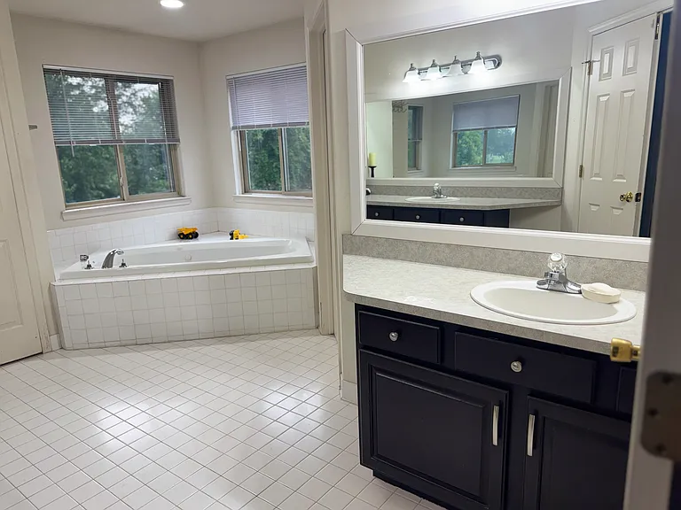 49347 Yale Dr — Photo 23