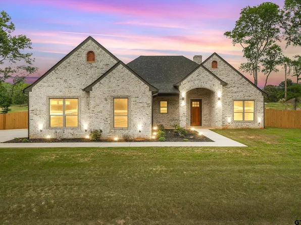 16618 Meadow Crest Dr, Lindale, TX 75771