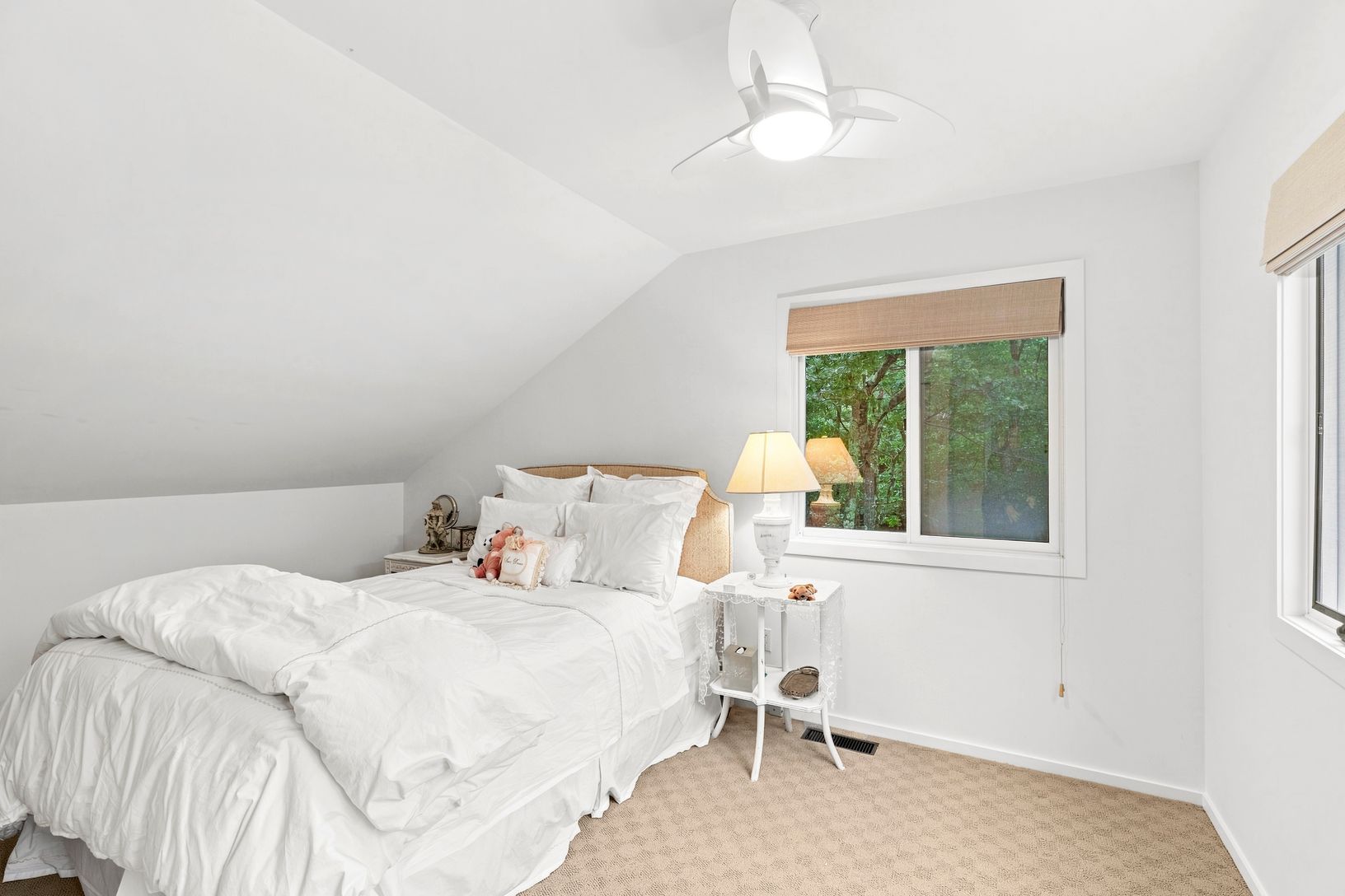  UPPER LEVEL 3RD BEDROOM