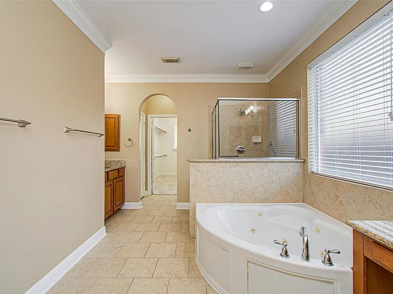 3730 Arundel Gardens Ln — Photo 28