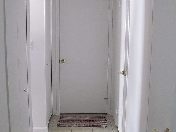 3rd image of 2173 Park Place Dr #1