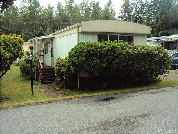 2nd image of 11424 36th Dr NE Unit 73