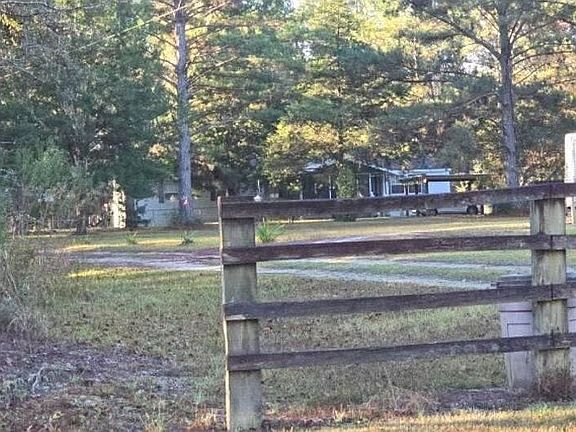 2nd image of 4571 Wilderness Rd