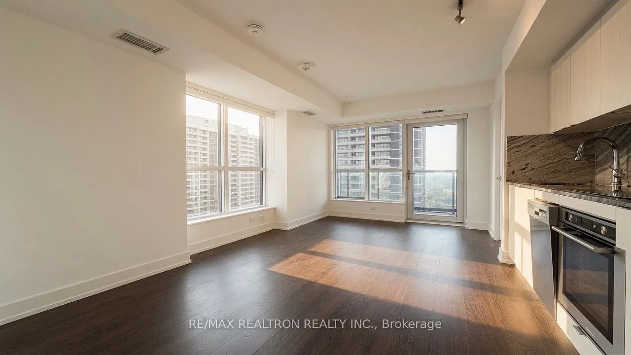 2 bed, $2,700 — Photo 1