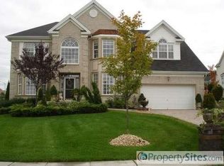 1 Yetman Ct, Sayreville, NJ 08872