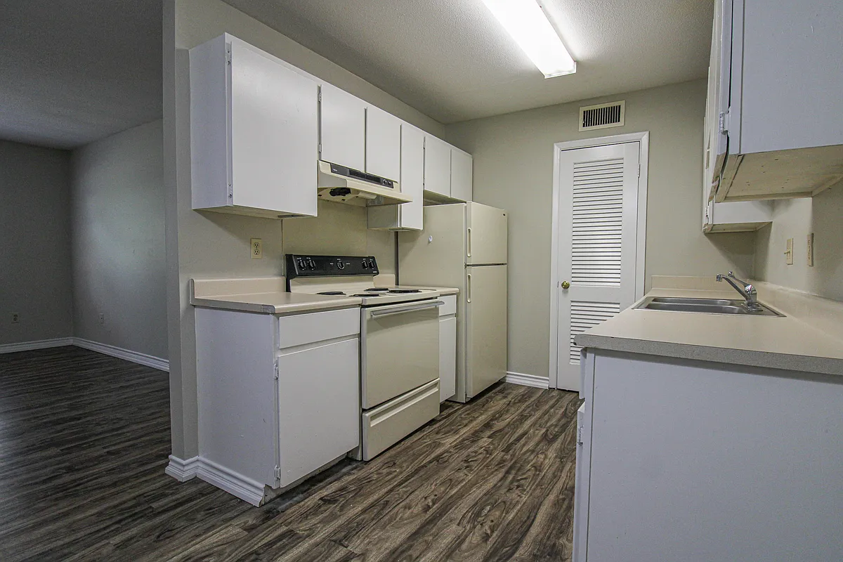 Building Photo - Canyon Creek Apartments