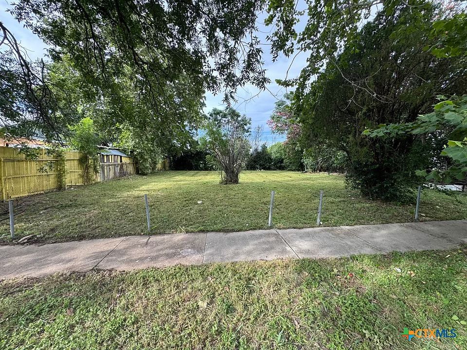 1st image of 604 Attas Ave