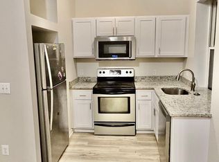 222 W Monument St APT 301, Baltimore, MD 21201