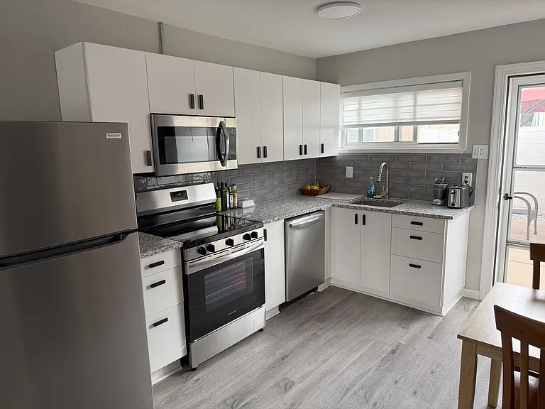 4614 Grand Ave NE #A — Photo 10