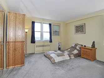 Sold by Robert E. Hill 