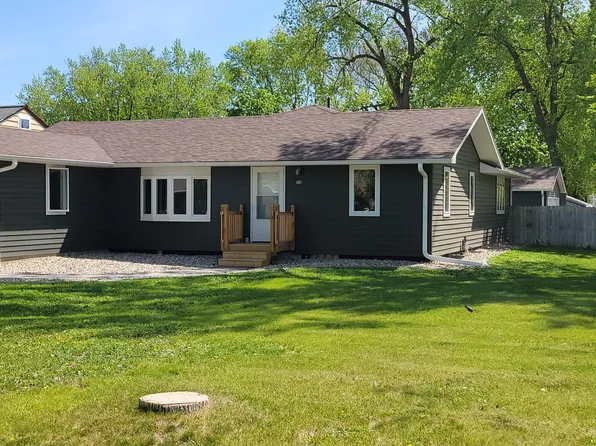 530 Hansina Ave, Volga, SD 57071