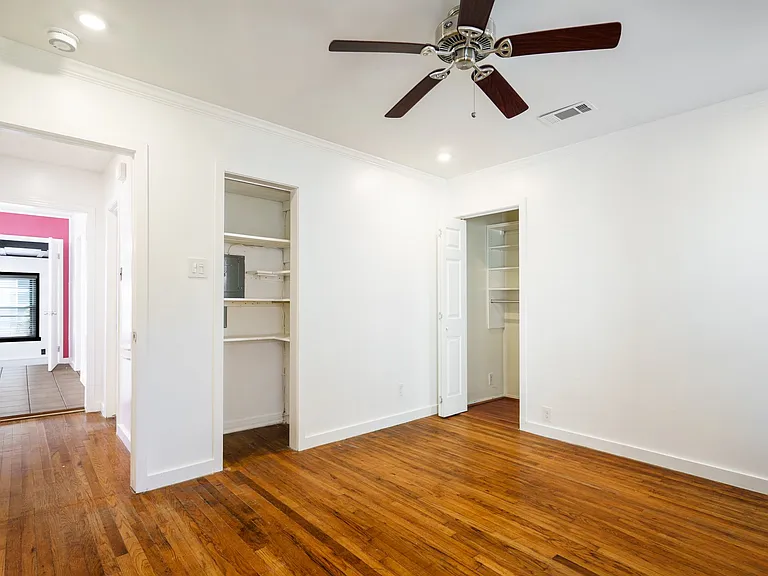 3135 Hedgerow Dr — Photo 23