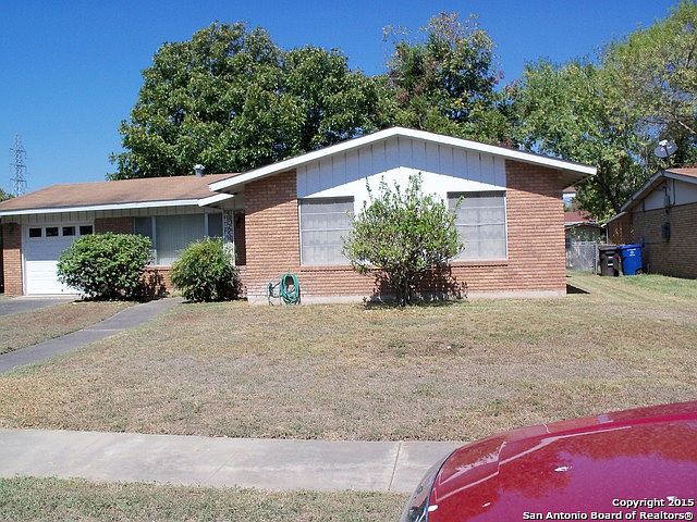 1st image of 4511 Creekmoor Dr