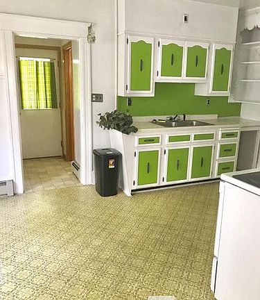 2nd image of 113 S Rebecca Ave #2