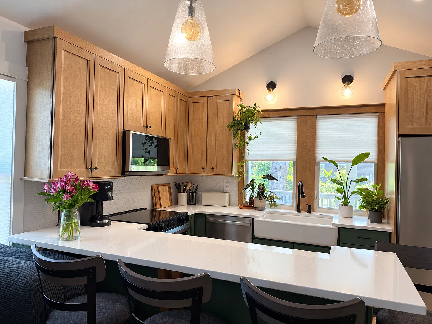 3 bed, 1000 sqft, $2,895 — Photo 2