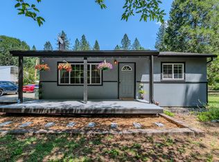 8852 W Evans Creek Rd, Rogue River, OR 97537