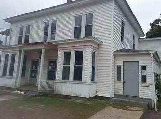 51 Pleasant St, Springvale, ME 04083