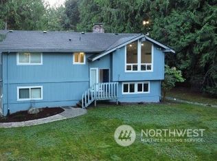 300 NW Pioneer Hill Rd, Poulsbo, WA