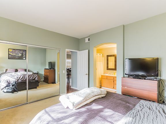 5th image of 1874 Matin Cir Unit 127