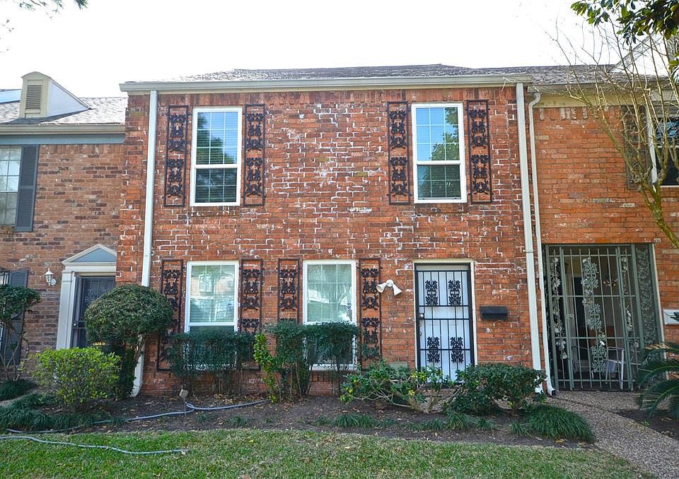 1st image of 10321 Briar Forest Dr