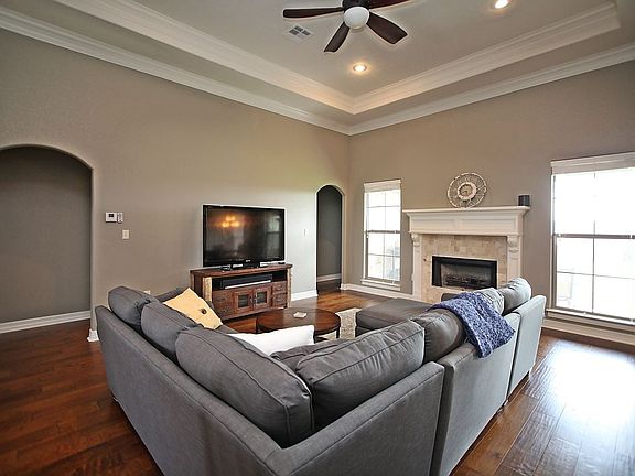 3rd image of 3550 Mystic Ln