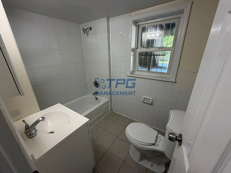 110 Buckelew Ave #7 — Photo 8