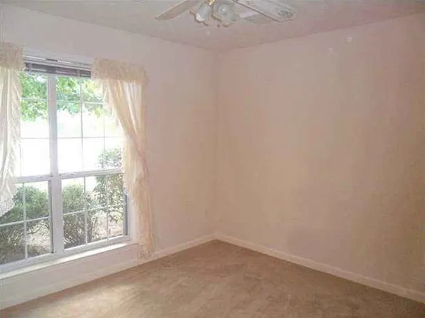 929 Ironwood Dr, Montgomery, AL 36117