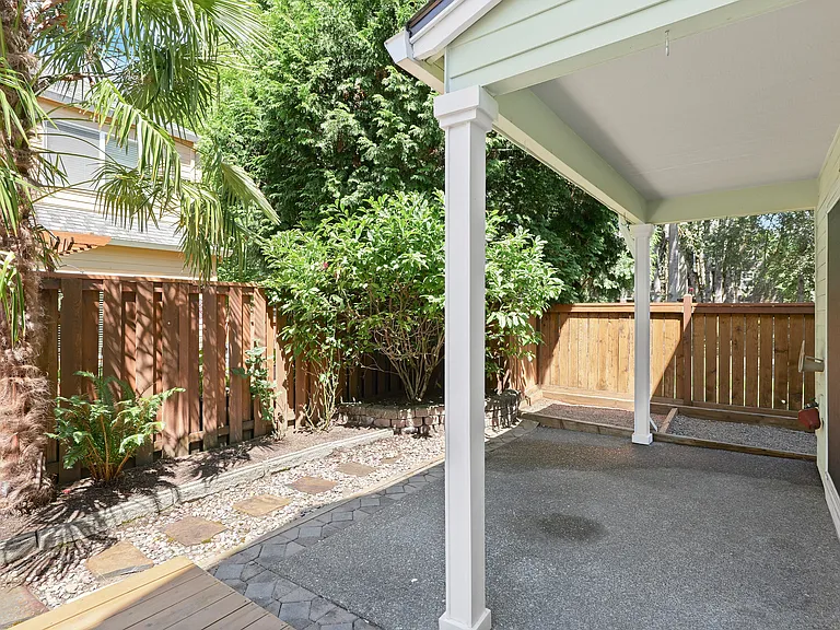 793 NE 61st Ct — Photo 25