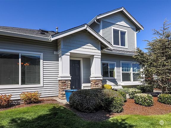 2nd image of 2514 NE 85th Drive NE #N1