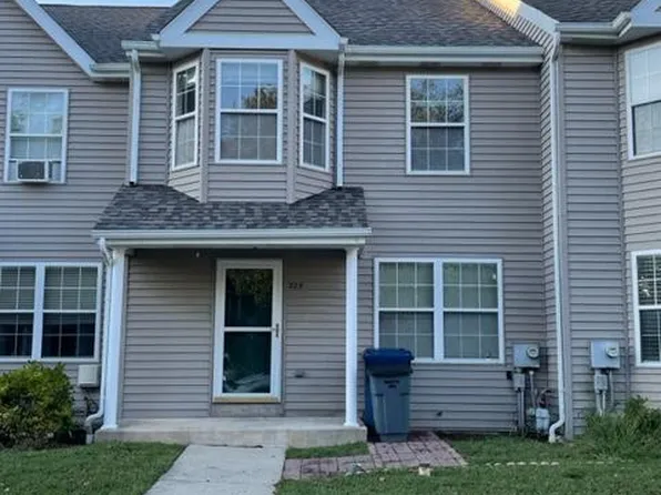 (undisclosed Address), Coatesville, PA 19320