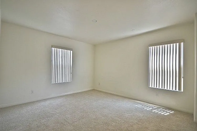 1617 Julia Way — Photo 9