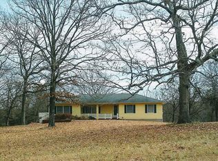 9 Whispering Pines Rd, De Soto, MO 63020