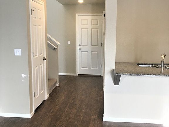 2nd image of 4163 Meadowview Ct