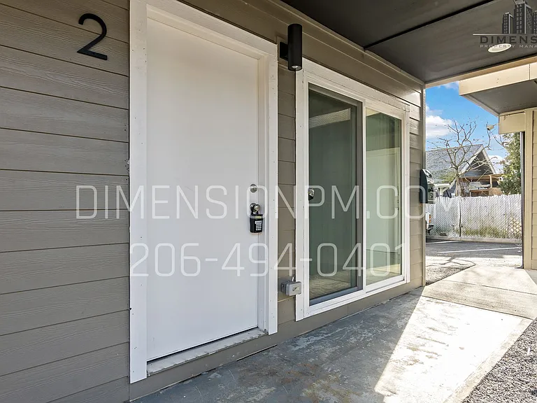 Lincoln Flats — Photo 18