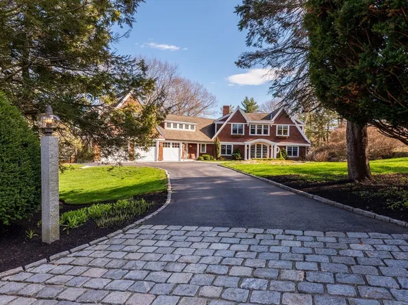 37 Forster Rd, Manchester, MA 01944