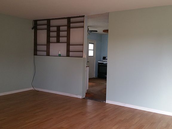 5th image of 2182-84 Judith Ave