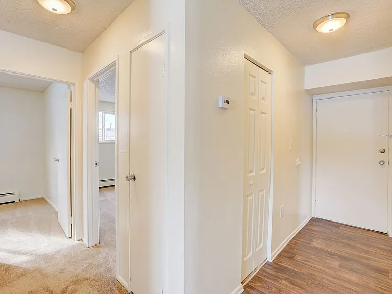 Ralston Park Apartments — Photo 41