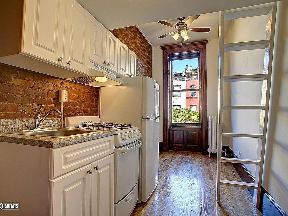 1st image of 104 W 80th St APT 6