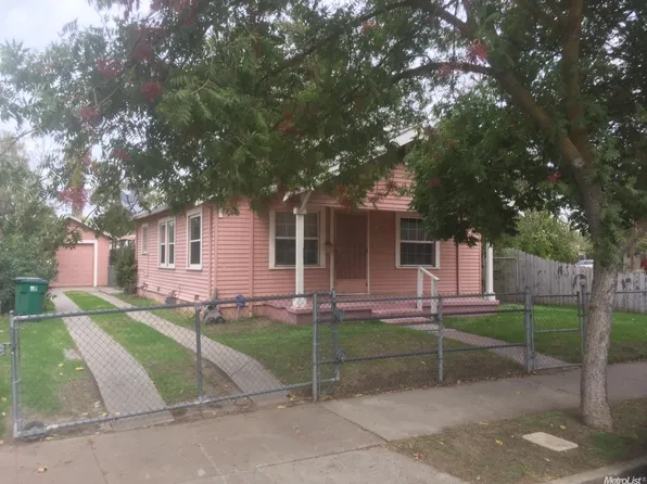 2147 E Hazelton Ave, Stockton, CA 95205
