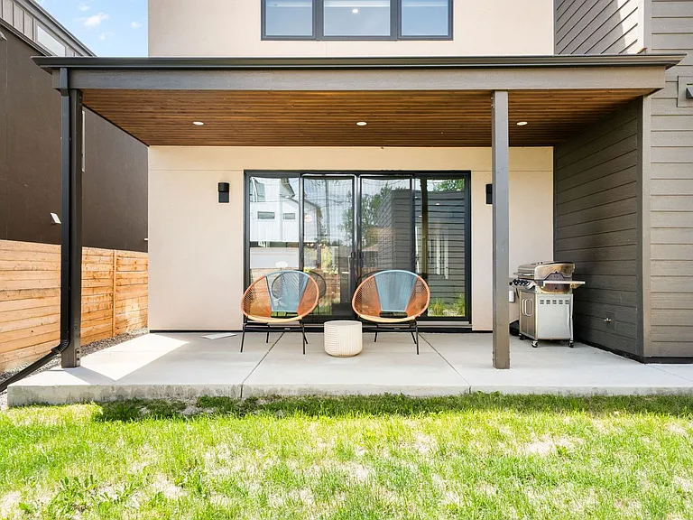 2498 Wolff St — Photo 46