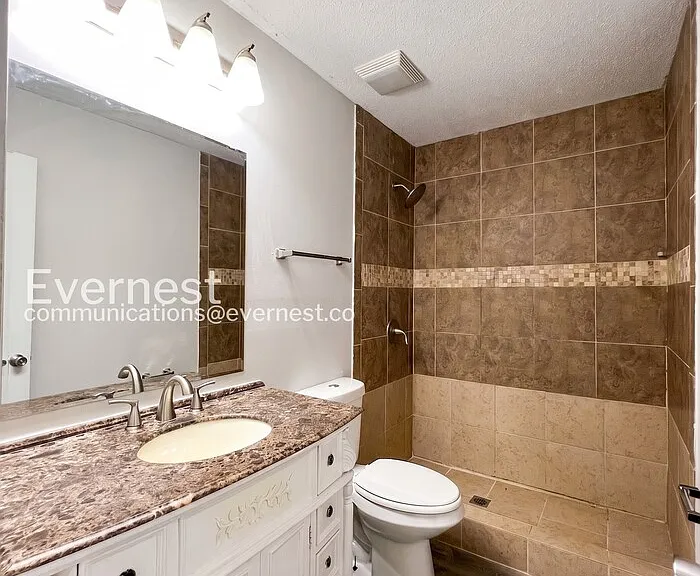 3743 Oak Lake Ln — Photo 12