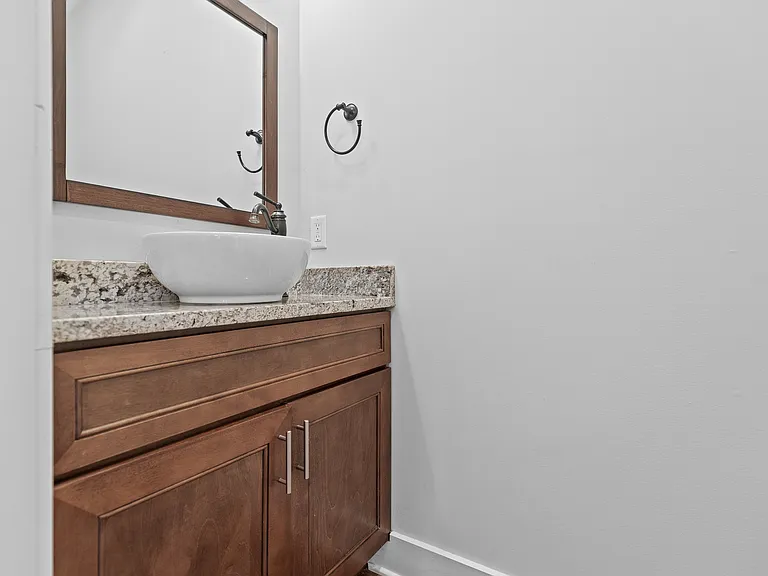 5721 Alabama Ave — Photo 13