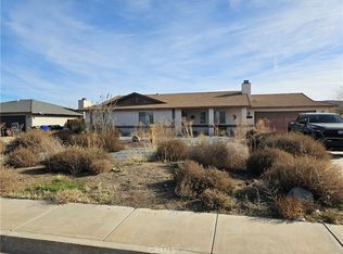 13485 Applewood Rd, Apple Valley, CA 92308