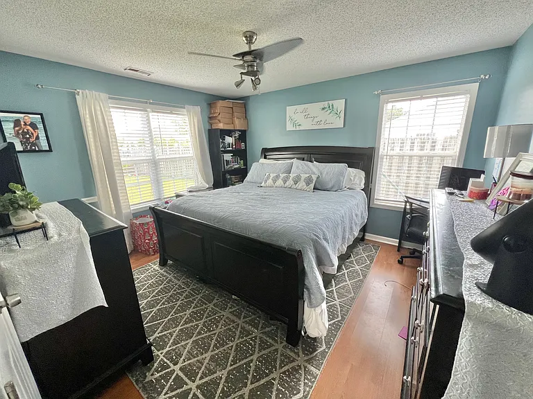 522 Foxfield Ct — Photo 6