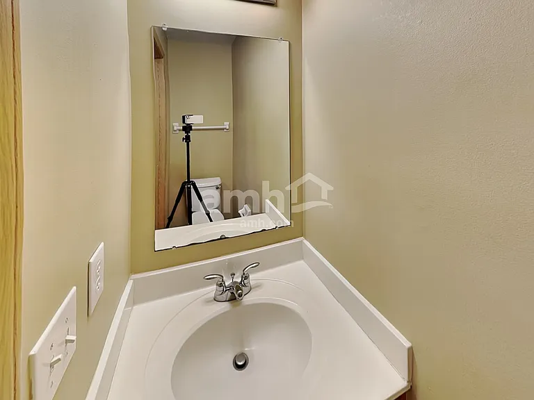 2395 Featherwood Dr — Photo 10