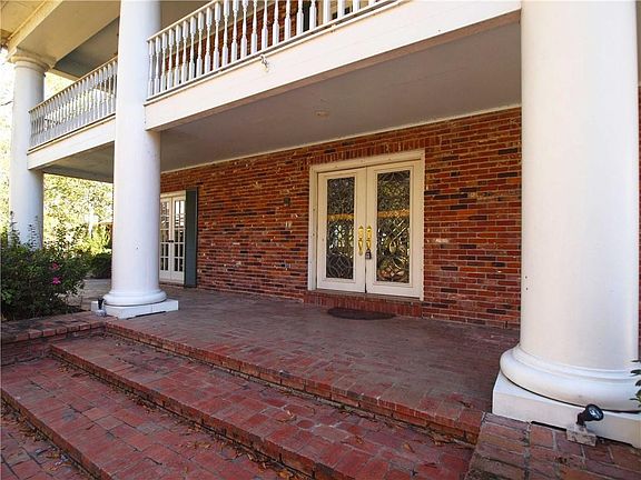 4th image of 203 Beauvoir Ct