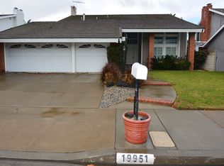 19951 Rothert Ln, Huntington Beach, CA 92646