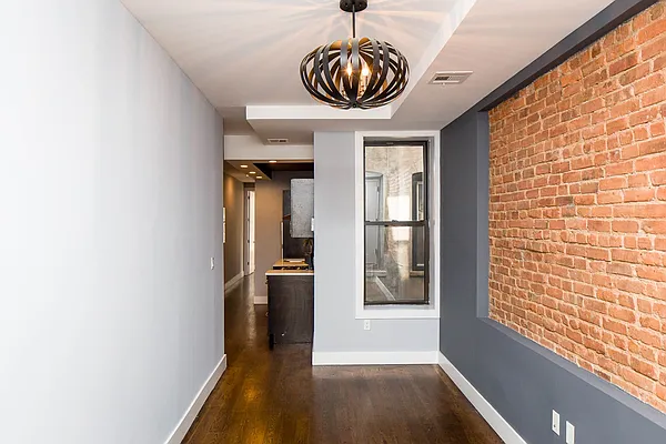 Rented by Nooklyn NYC LLC | media 44