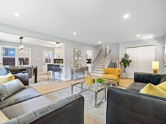 4th image of 1671 Orchard Ln