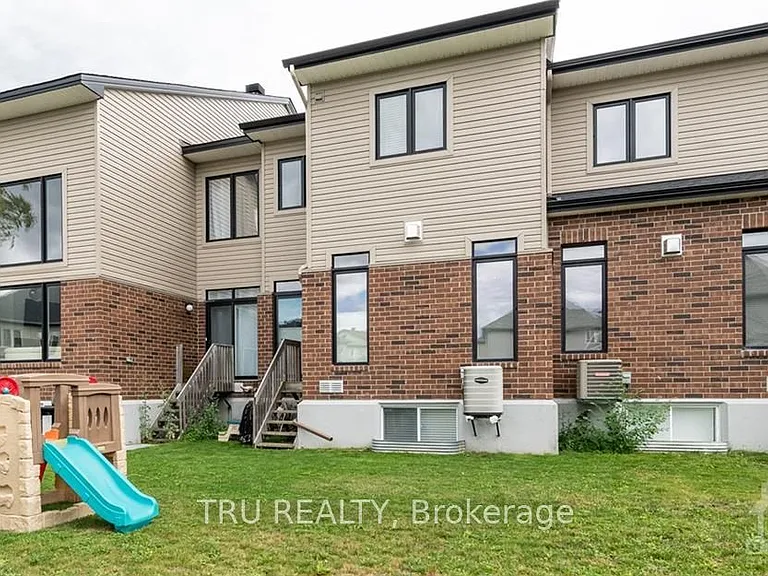 347 Ardmore St — Photo 30
